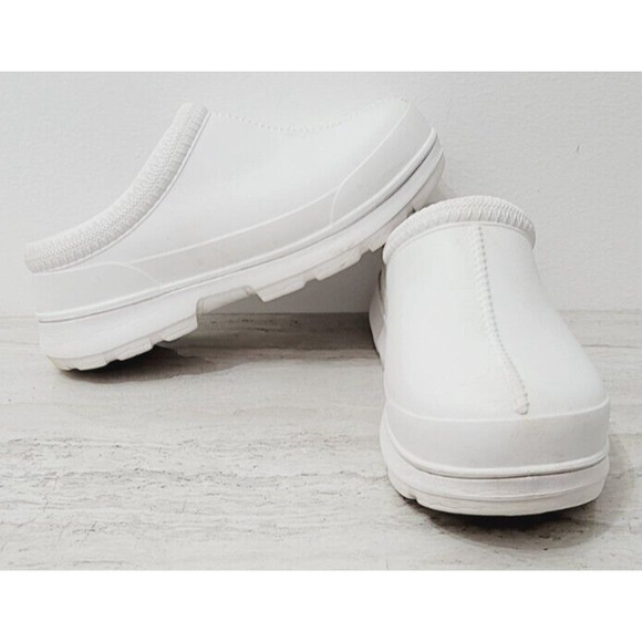 UGG TASMAN WHITE SLIP ON CLOG COMFORT WORK NURSE RAIN SZ 8 - Picture 1 of 8